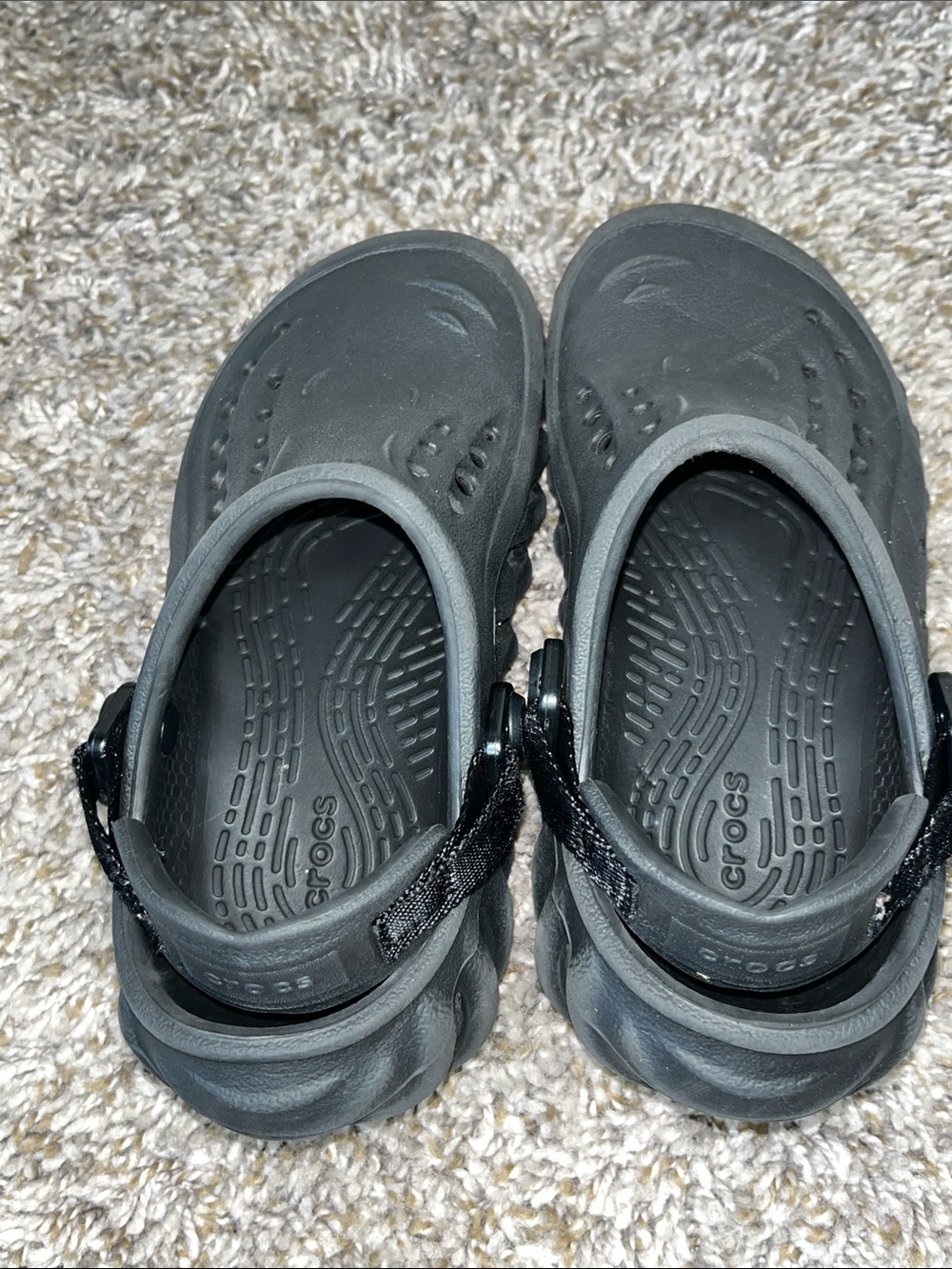 Crocs Echo Clogs - Picture 9 of 9